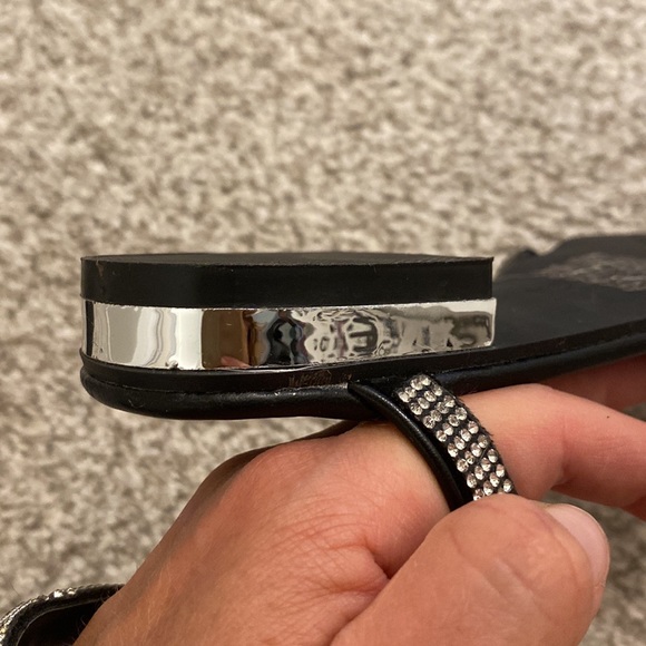 Boutique sandals with spiral around ankle - Picture 5 of 7